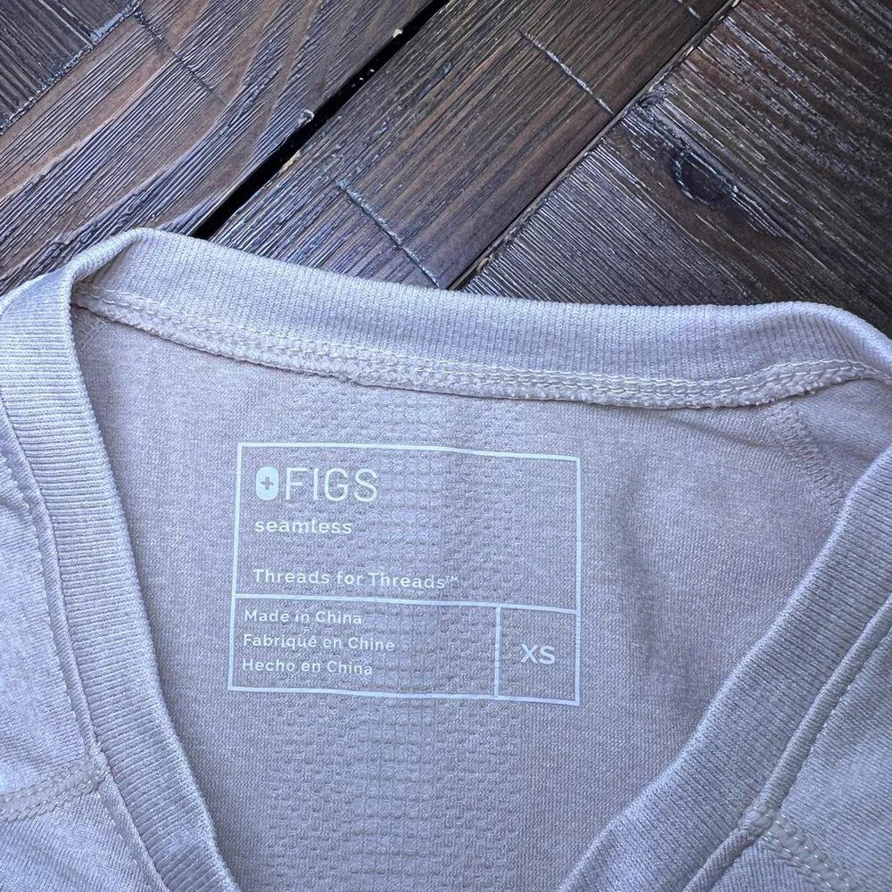 Figs Seamless Underscrub Performance in Latta - Picture 3 of 4